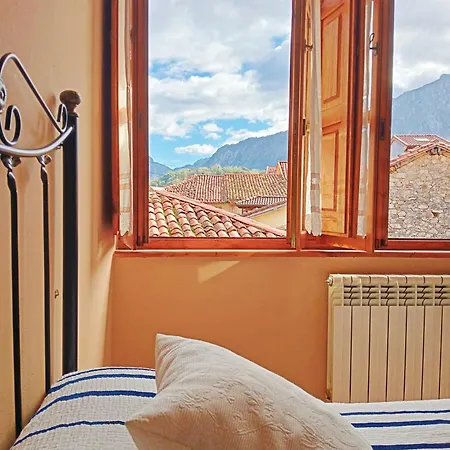 Pelayo I Guest House Poo  Exterior photo
